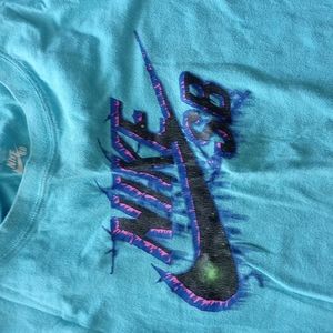 Boys Nike extra large t-shirt